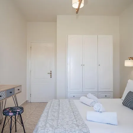 Kamara - 450m From The Beach, By Zantewize Apartament *