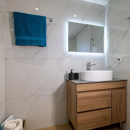 Kamara - 450m From The Beach, By Zantewize *