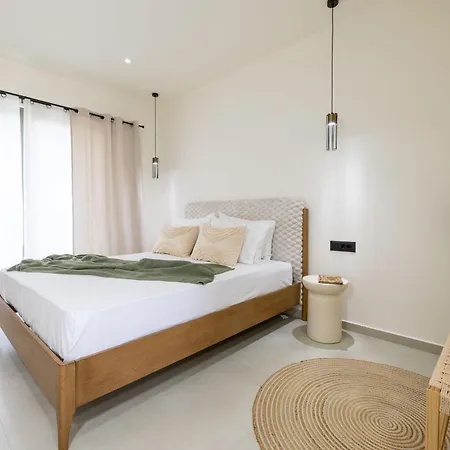 Kamara - 450m From The Beach, By Zantewize Apartament